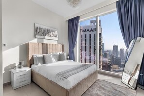 Luxury 4-Bed Escape in Downtown Dubai
