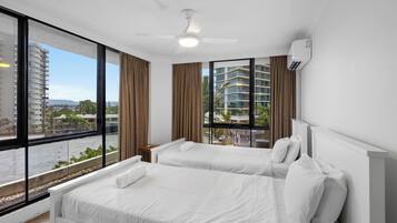 Iron/ironing board, free WiFi