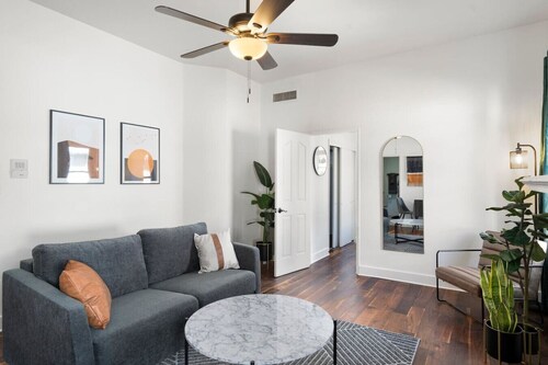 The Phoenix Modern Apt