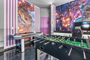 غرفة الألعاب