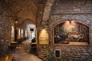 Unclassified image, 2 of 16, button