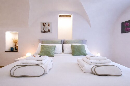 Sea & Valley View ★★★★★ | Renovated Apartment in Perinaldo – Perfect for Couples