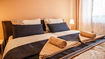 3 soveværelser, strygejern/strygebræt, internetforbindelse, sengetøj