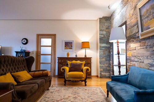 Maison Gouvães par Hopstays | Piscine & Vue sur le Douro