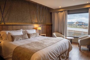 Superior Double Room, City View | In-room safe, blackout drapes, free WiFi