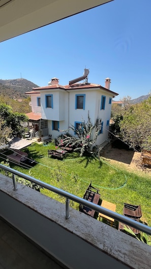 Classic Apartment, Garden View | Terrace/patio