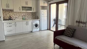 Căn hộ phong cách cổ điển, quang cảnh vườn | Truy cập Internet không dây miễn phí