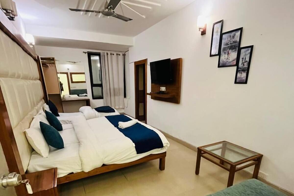 Executive Suite | Free WiFi