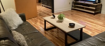 Downtown Greensboro-City Lights Loft Gem