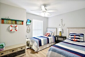 4 bedrooms, iron/ironing board, free WiFi, bed sheets