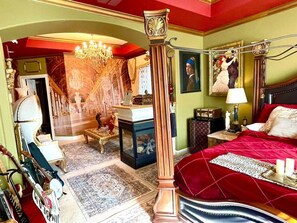 5 bedrooms, iron/ironing board, free WiFi - The Most Interesting House in Texas (Pearland)