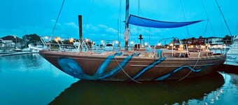 The Victorian Voyager