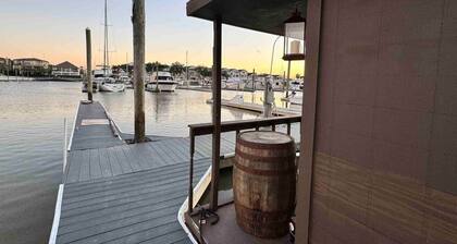 The Pirate Paradise Boat