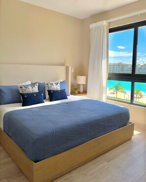 2 bedrooms, in-room safe, iron/ironing board, free WiFi