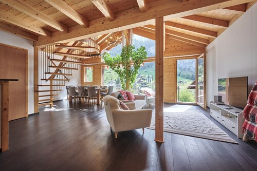 Chalet Lauterbrunnen: Beautiful 3-bedroom Chalet in Lauterbrunnen