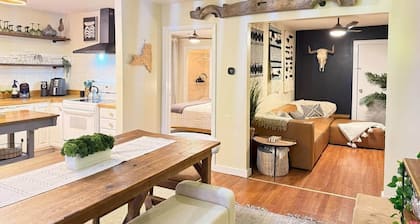 2 FUN Apt w/ 2 Private Hot Tubs | 4BR, 2BA