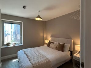 Schreibtisch, Bügeleisen/Bügelbrett, WLAN, Bettwäsche