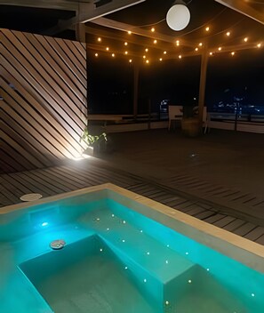 套房 | 室外 Spa 池