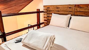 Iron/ironing board, free WiFi