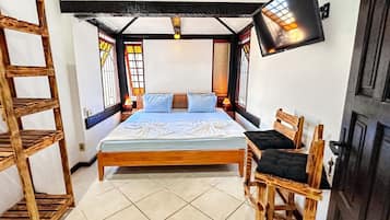 Iron/ironing board, free WiFi