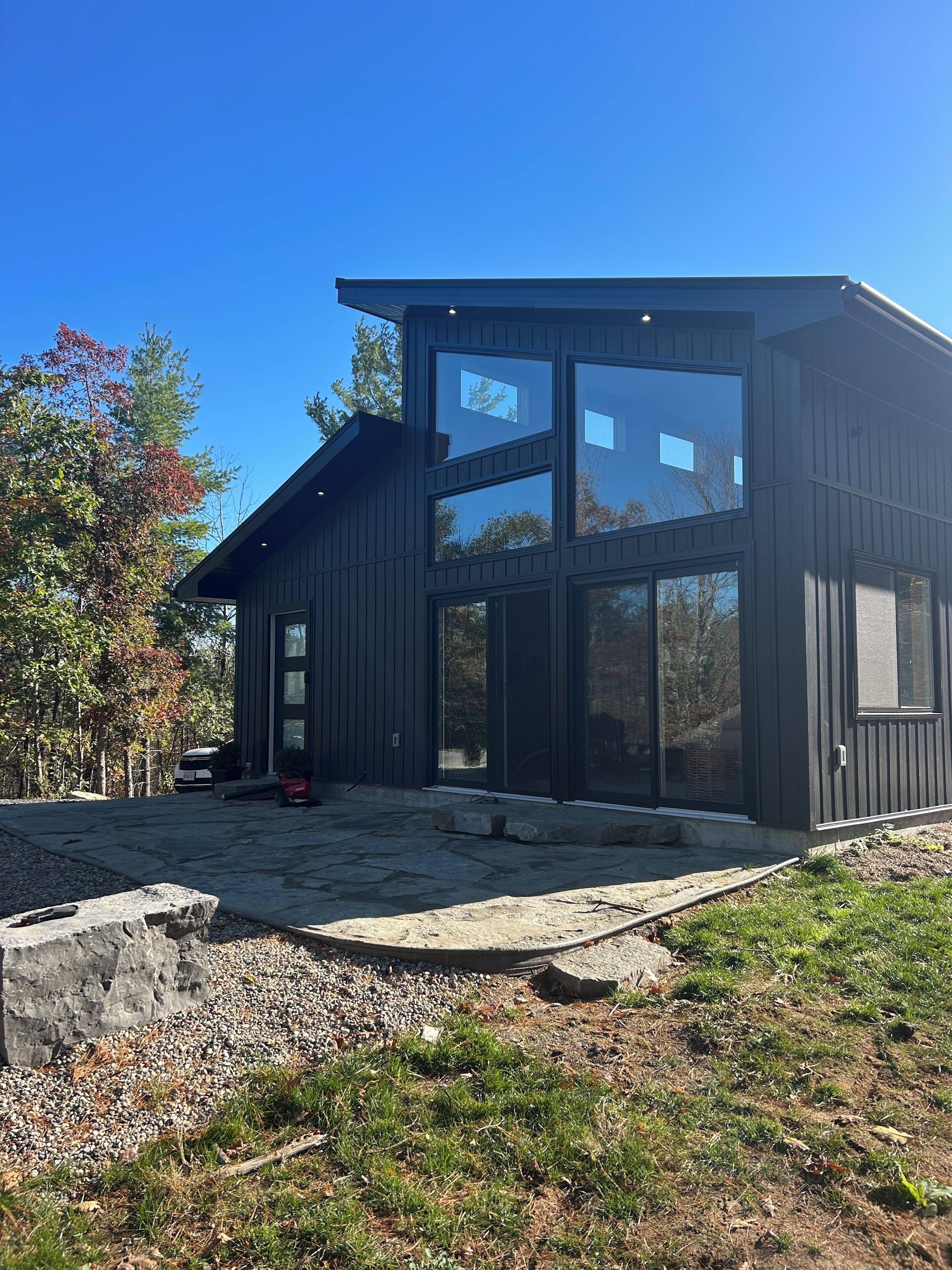 المنشأة من الخارج