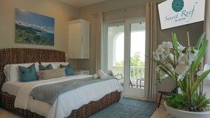 11 habitaciones, tabla de planchar con plancha, wifi y ropa de cama 