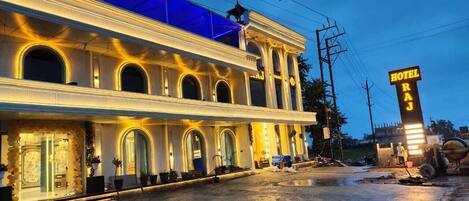 Façade de lâhĂ©bergement