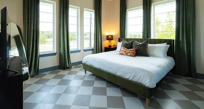 2 Bedroom Apartment in Downtown