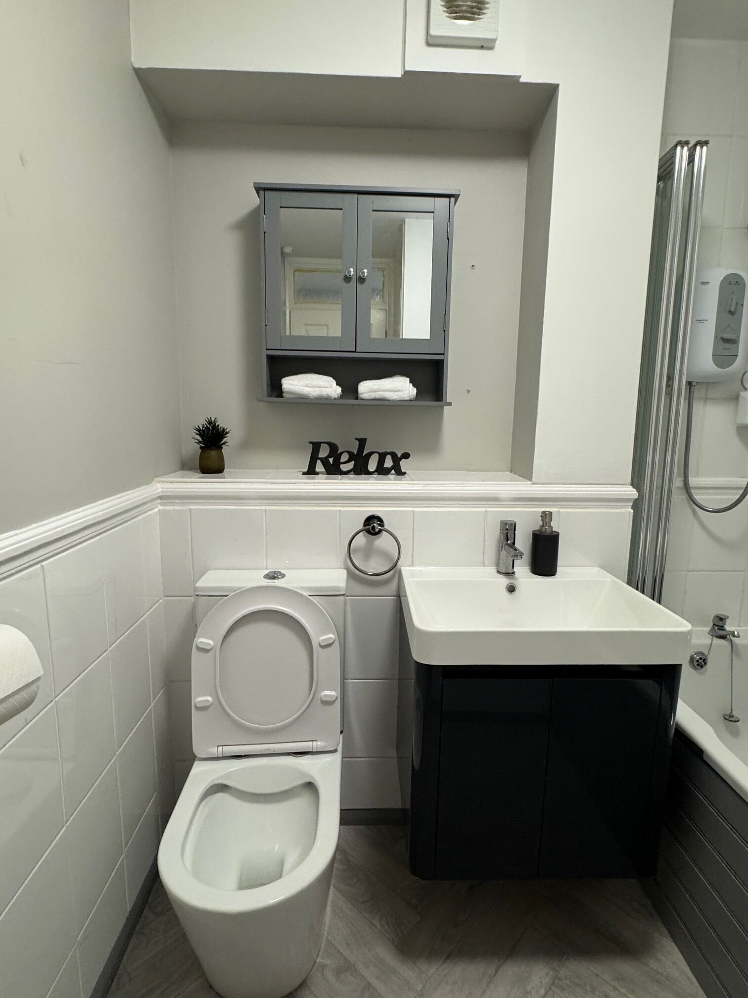 Towels, soap, toilet paper