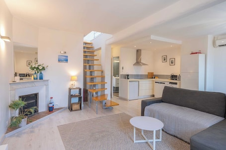 Apartment | Living area