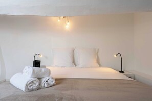 อพาร์ทเมนท์ | 1 ห้องนอน, เตารีด/โต๊ะรีดผ้า, ผ้าปูที่นอน