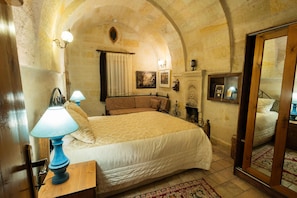 Deluxe Room | Free WiFi