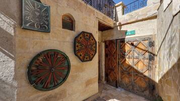 Check-in-/Check-out-Schalter