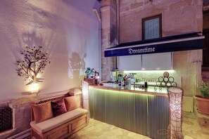 Bar (en la propiedad)