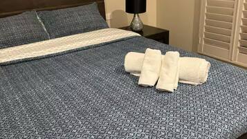 1 bedroom, internet, bed sheets