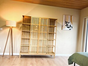 3 Schlafzimmer, Bügeleisen/Bügelbrett, Internetzugang, Bettwäsche