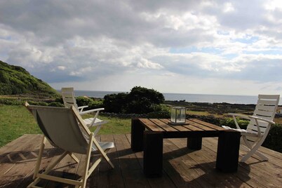 House in front of the sea (4rooms)