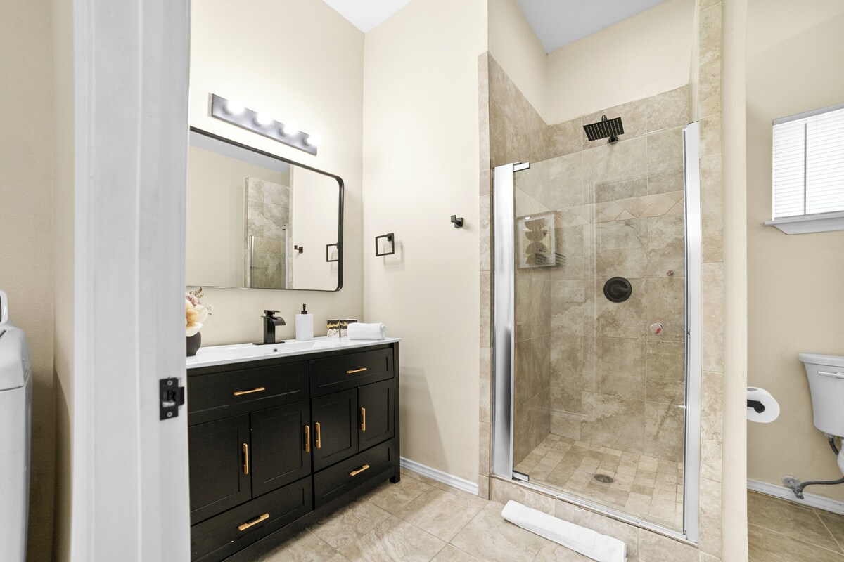 Photo 12 of Casa Grande ATX · Central Austin · Spacious 5BR Retreat w/ Hot Tub & Game Patio
