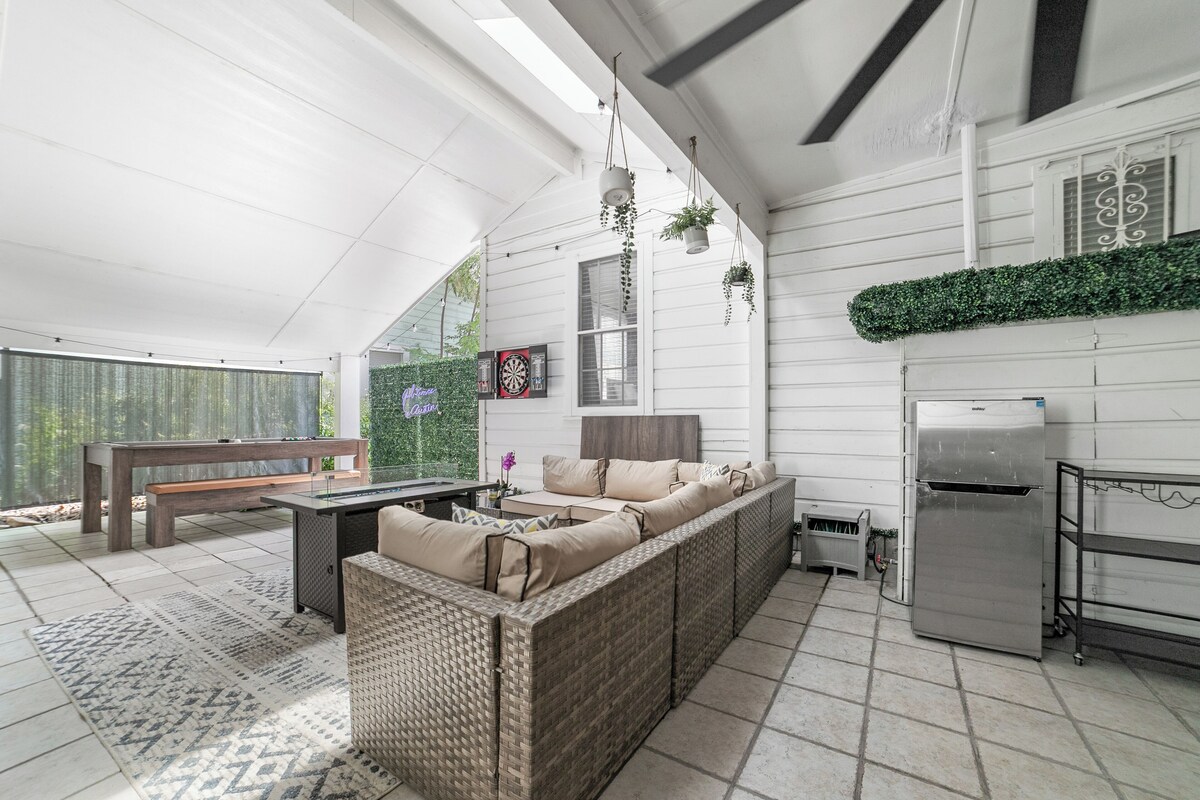 Photo 16 of Casa Grande ATX · Central Austin · Spacious 5BR Retreat w/ Hot Tub & Game Patio