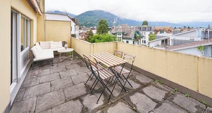 Stay Switzerland - Top of Interlaken Apartment