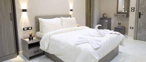 Habitación Confort con 1 cama matrimonial o 2 individuales, vista a la ciudad | Wifi gratis