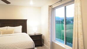 3 bedrooms, iron/ironing board, travel cot, free WiFi