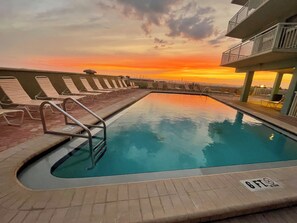 Outdoor pool, a heated pool