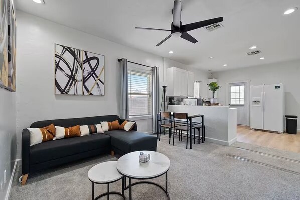 تلفزيون ذكي