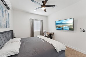 1 bedroom, iron/ironing board, internet, bed sheets