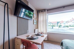 Dining - Stylish 1BR Studio with Luxury Finishes (Conwy Principal Area)