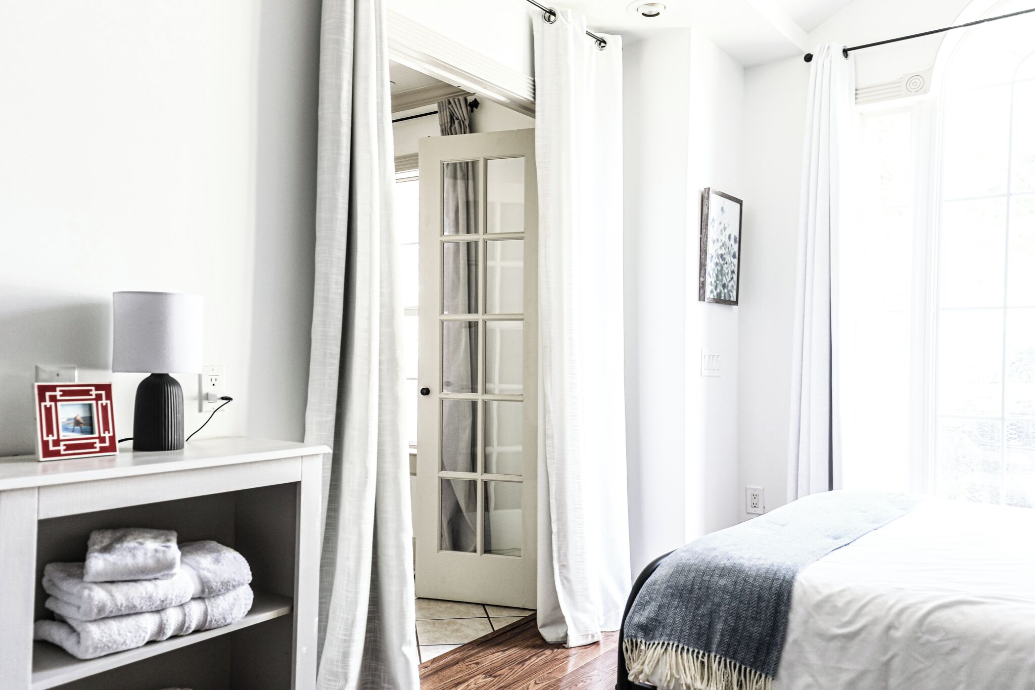 4 bedrooms, iron/ironing board, free WiFi, bed sheets