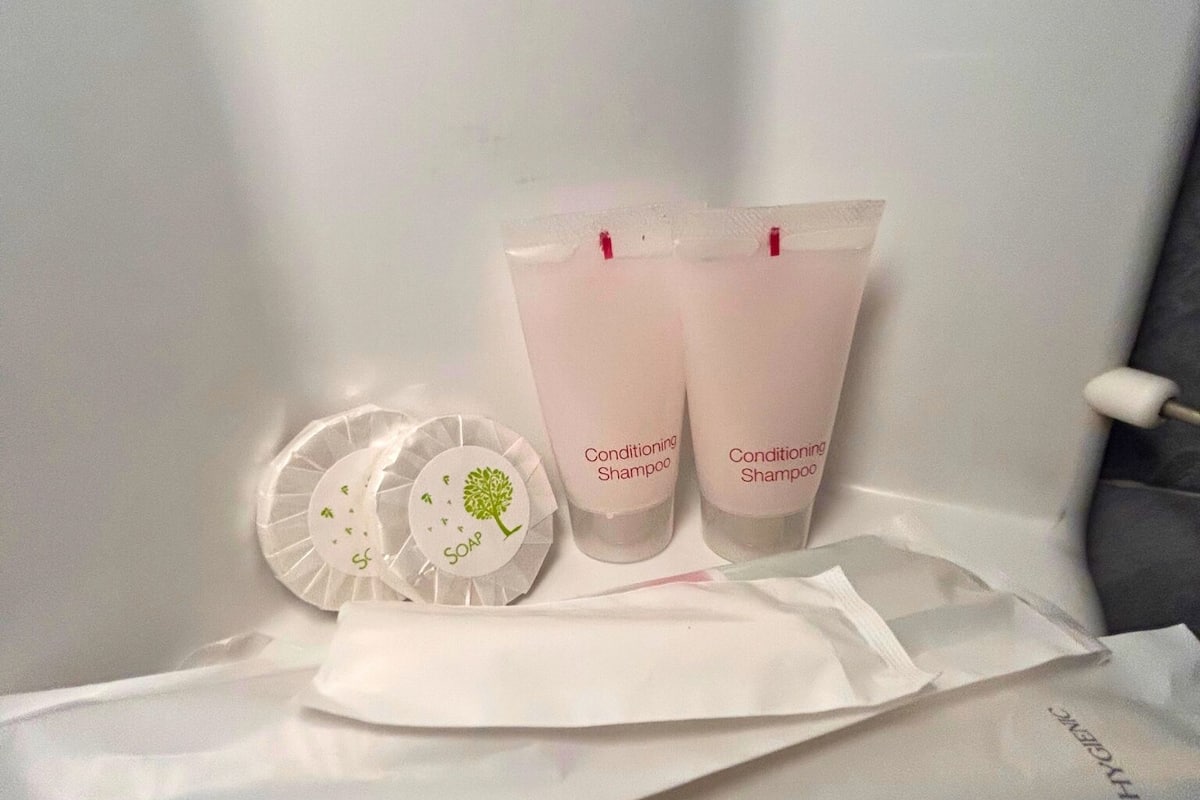 Suite studio supérieure | Espace de travail pour ordinateurs portables, literie fournie