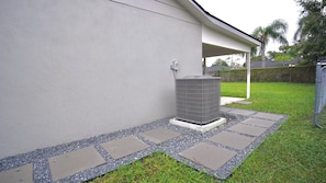 Property grounds - Clean Luxury Boho in Orlando 25 min from Theme Parks (Orlando)