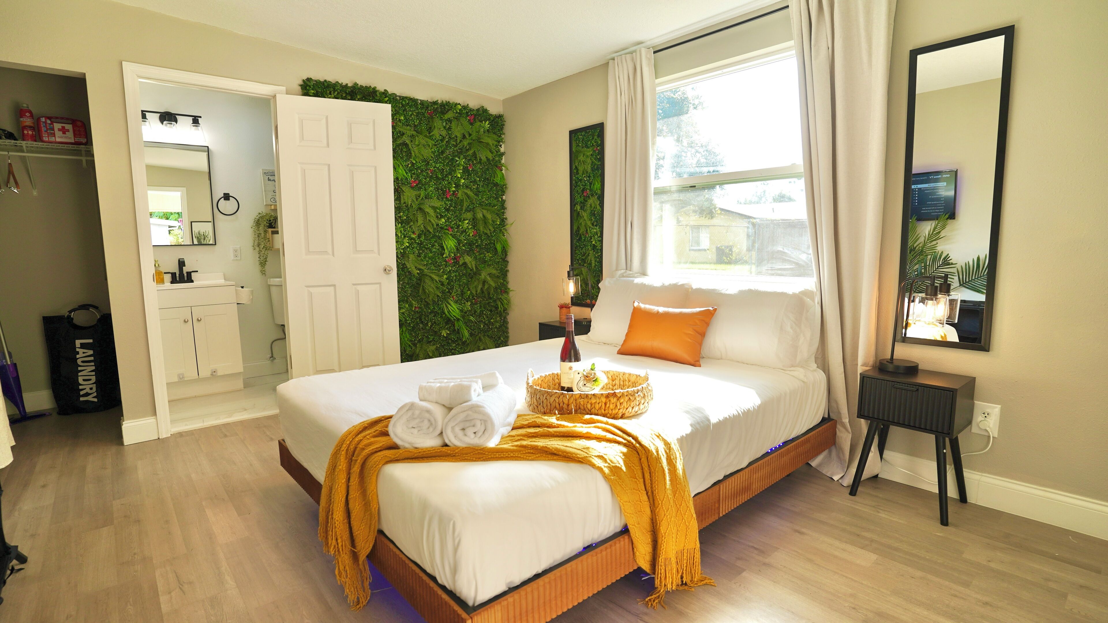 1 bedroom, desk, iron/ironing board, free WiFi